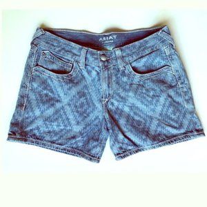 Ariat boyfriend shorts!